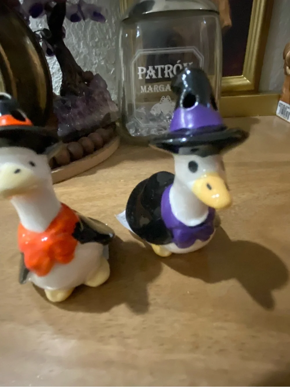 N/A charming ceramic